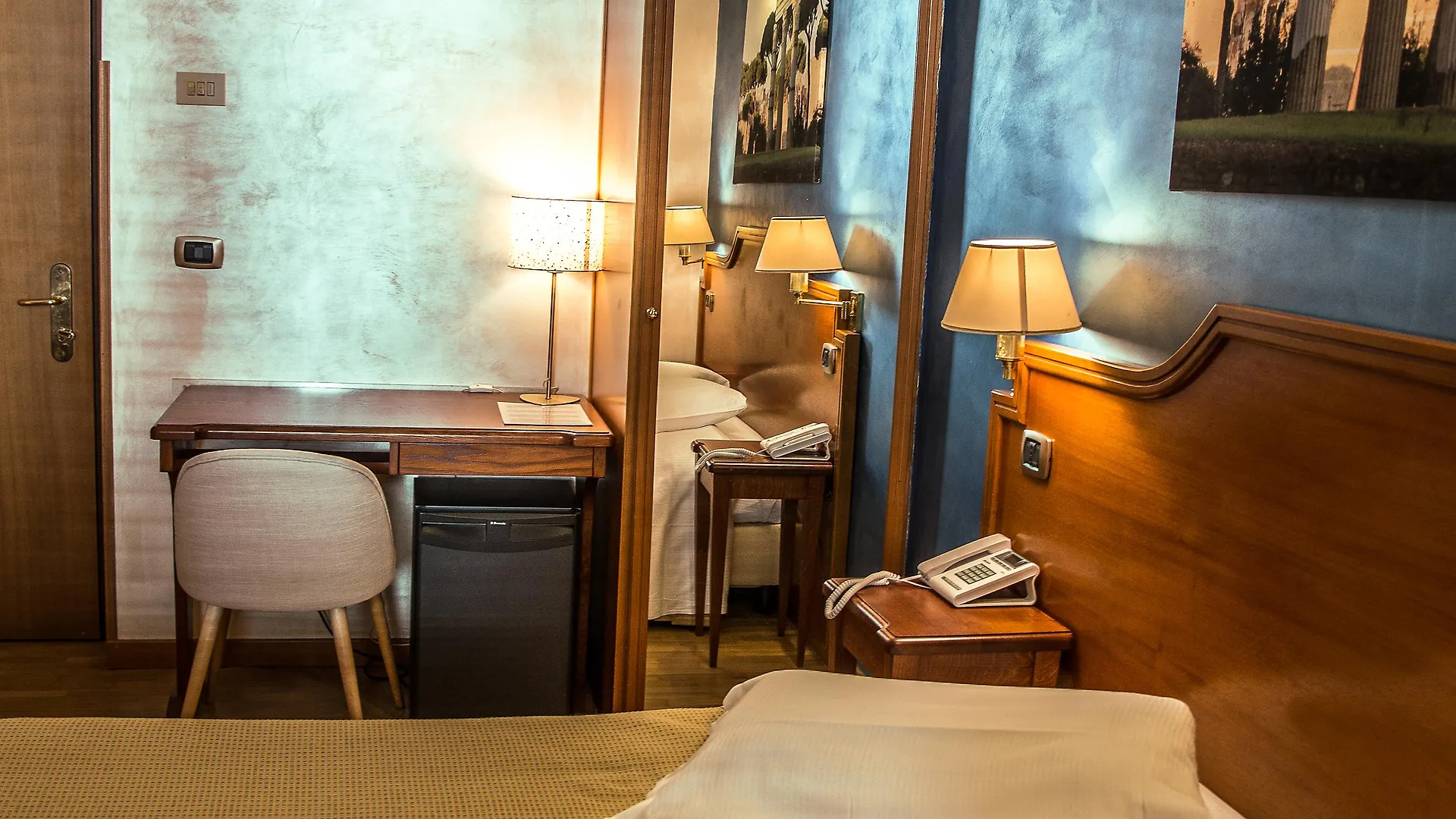 Hotel Kent Róma 3*,
